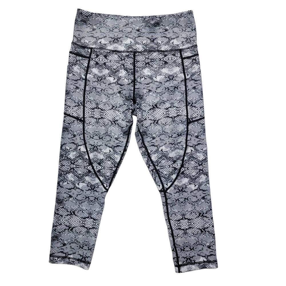 Zyia Active Snakeskin Cropped Leggings with Pockets SZ Medium 8-10